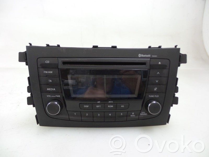 Suzuki Celerio Radio/CD/DVD/GPS head unit 