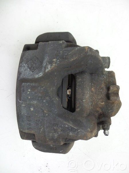 Caliper de freno delantero
