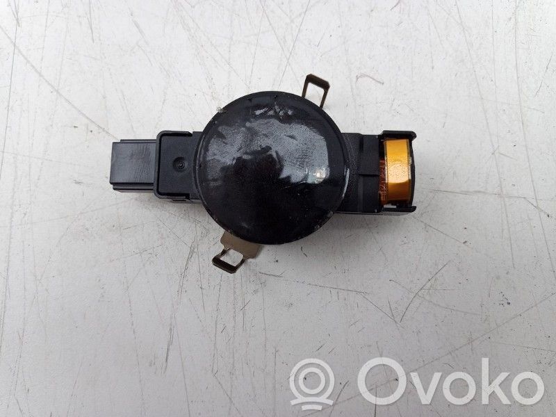 Tesla Model S Rain sensor 