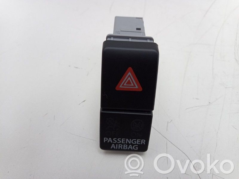 Suzuki Celerio Hazard light switch 