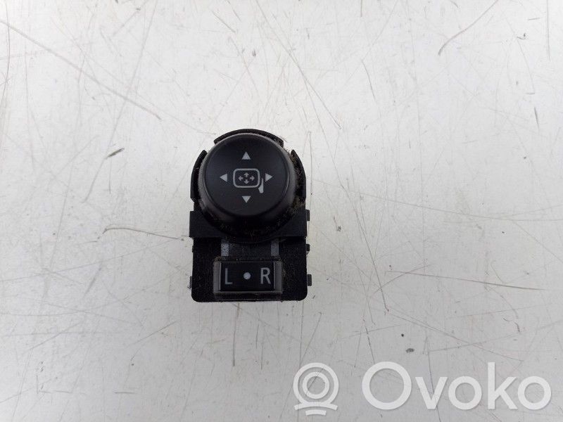 Opel Insignia A Interruptor del espejo lateral 