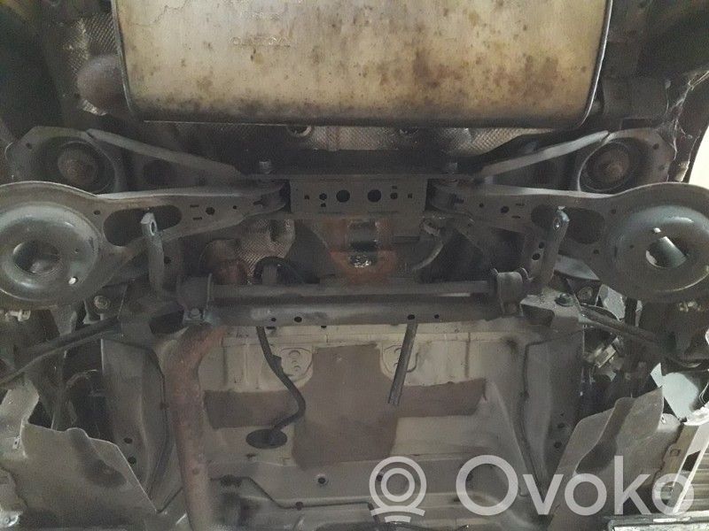 Volvo V40 Muu alustan osa 
