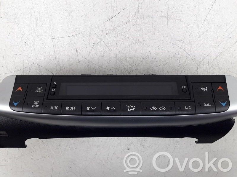 Lexus CT 200H Climate control unit 
