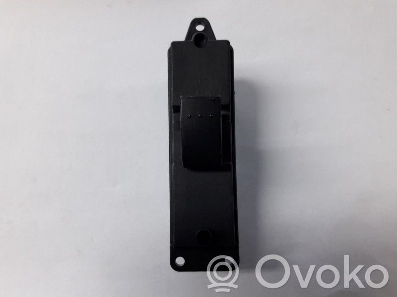 Mazda MX-3 Electric window control switch 