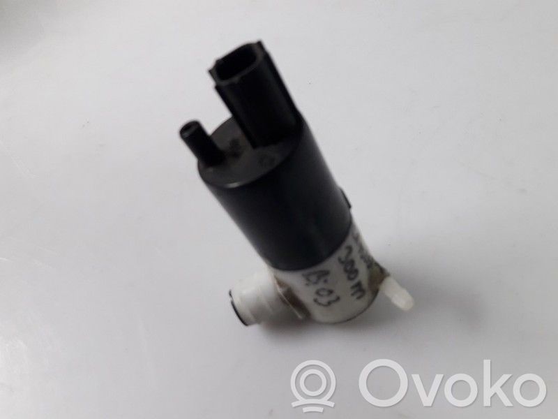 Windscreen/windshield washer pump