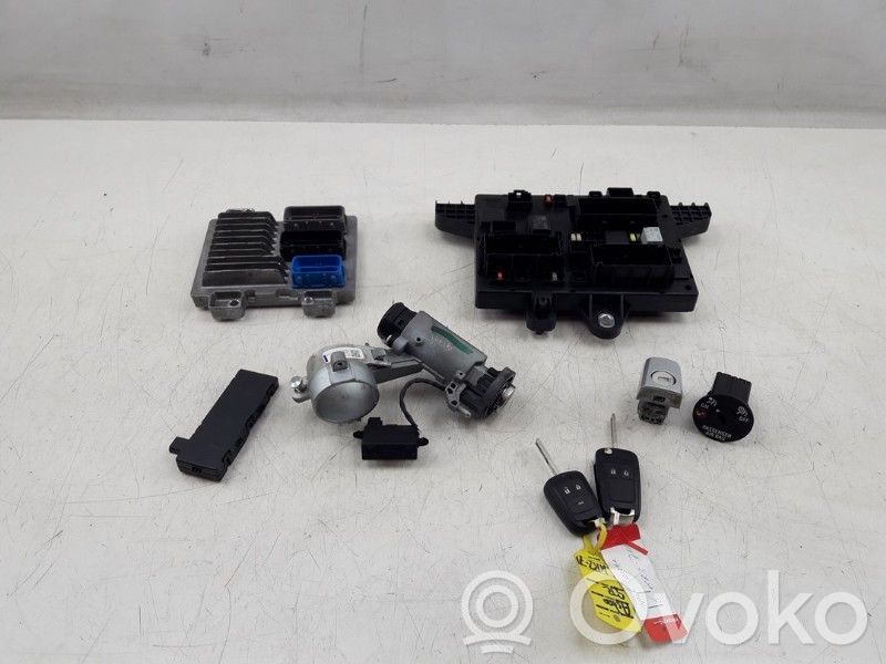 Unité de commande / module d'injection   365927271,13343950,12643636,12649905,13343950,365927271