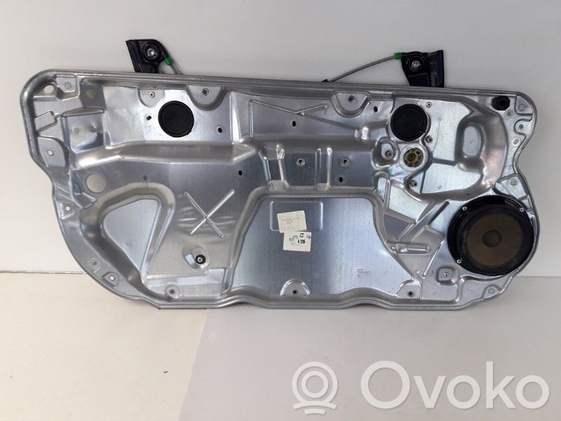 Volkswagen Polo Alzacristalli manuale della portiera anteriore 