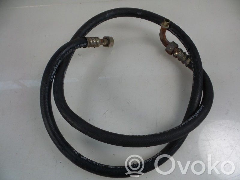 Ilmastointilaitteen putki (A/C)   65830600,65830600