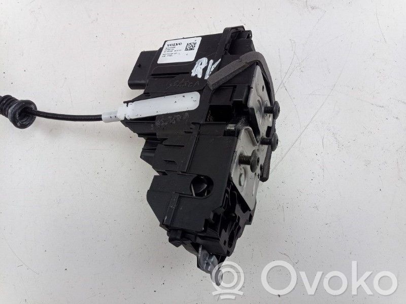 Volvo V60 Etuoven vaijeri