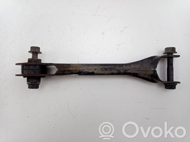 Brazo de suspensión trasero   104442700C,104442700C