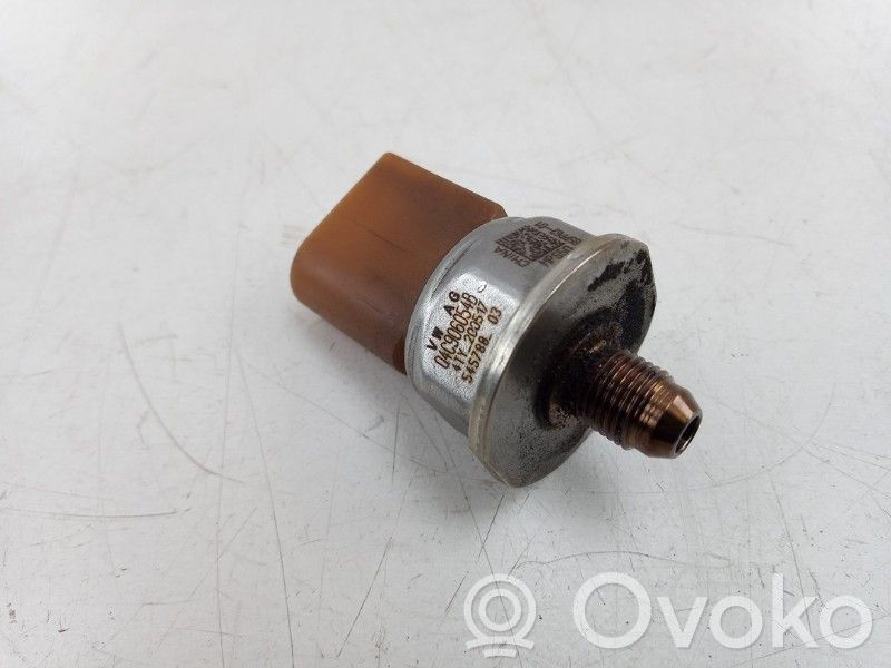 Kraftstoffdrucksensor   04C906054B,04C906054B