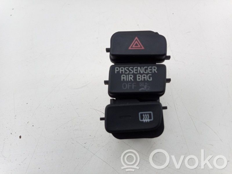 Volkswagen Up Botón interruptor de luz de peligro 