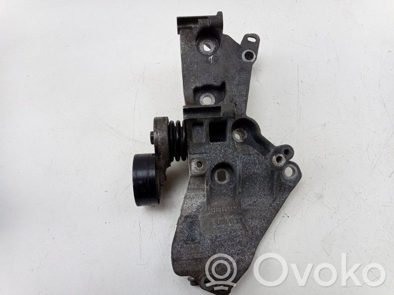 Mercedes-Benz Citan W415 Suport generator/alternator 