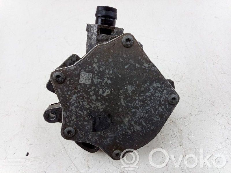 Volvo V40 Pompă vacuum 