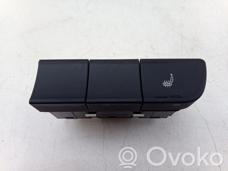 Seat heating switch   8X0959674A,8X0959674A