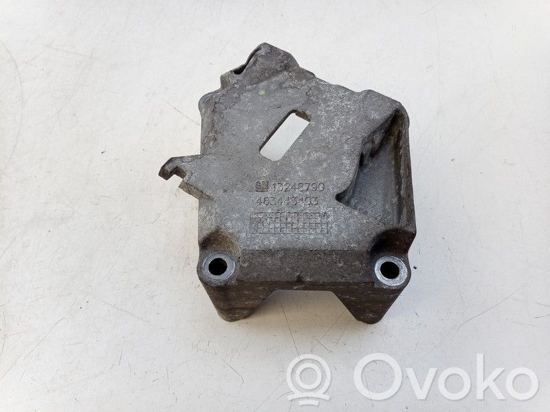 Opel Corsa E Engine mount bracket 