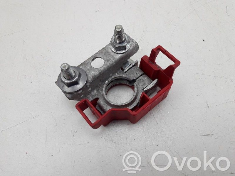 Renault Clio IV Alte piese compartiment motor 