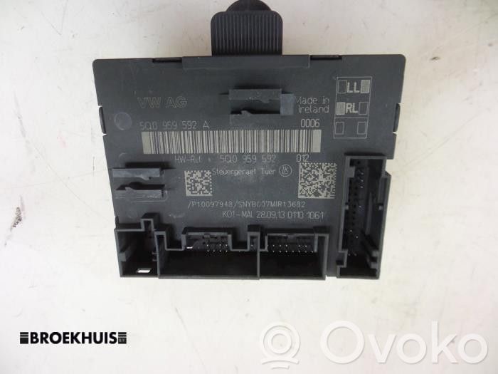 Volkswagen Golf VII Unidad de control de la antena