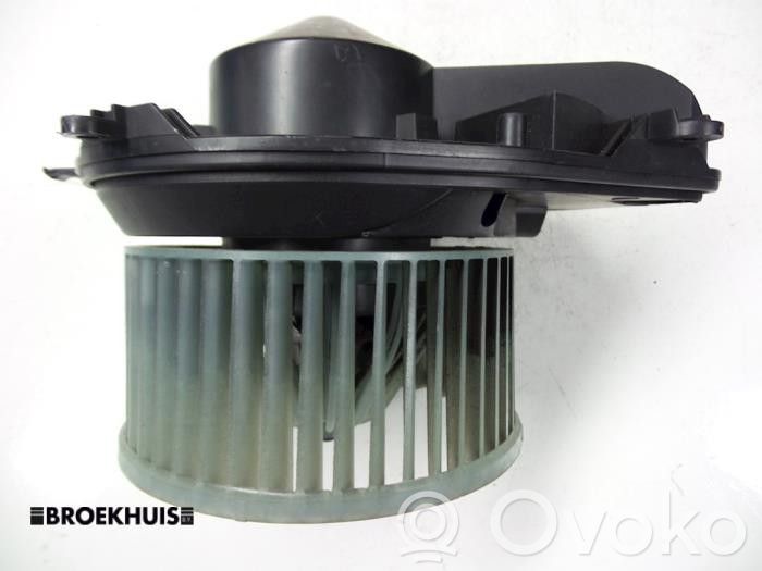 Volkswagen PASSAT B5.5 Ventola riscaldamento/ventilatore abitacolo 
