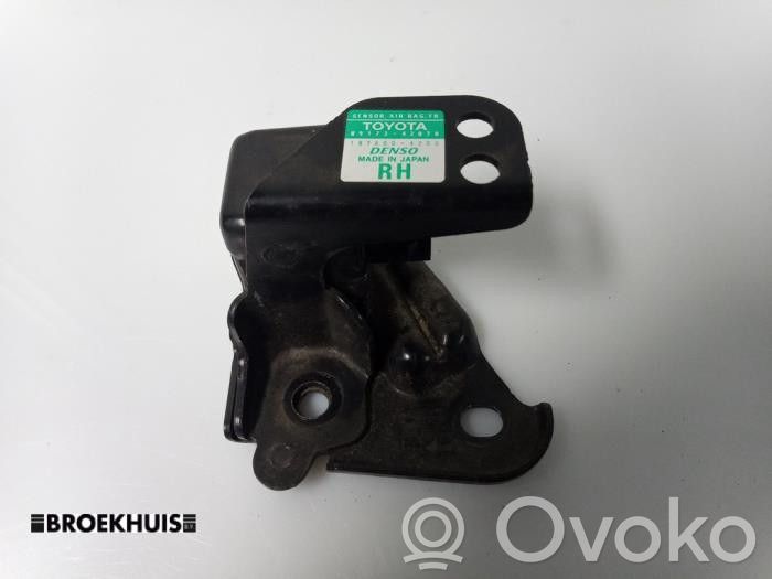 Toyota RAV 4 (XA10) Czujnik uderzenia Airbag