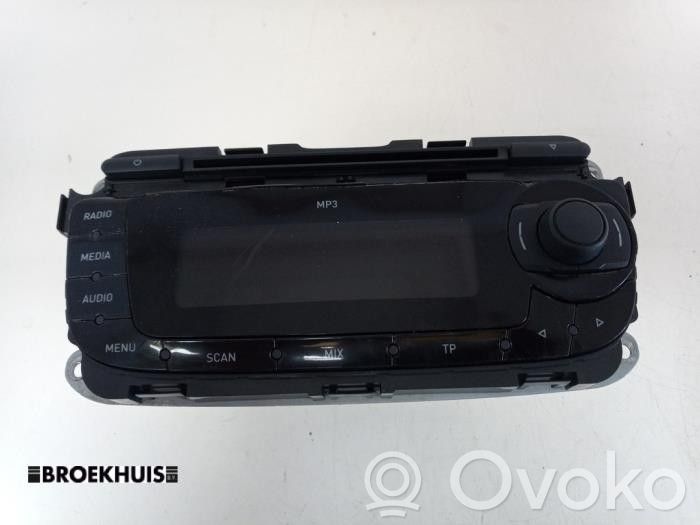 Seat Leon (1P) Panel / Radioodtwarzacz CD/DVD/GPS