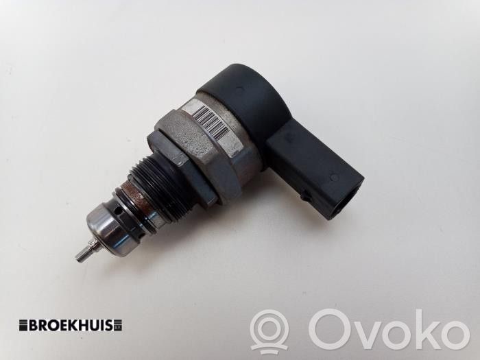 Audi A4 S4 B8 8K Sensor de presión de combustible 