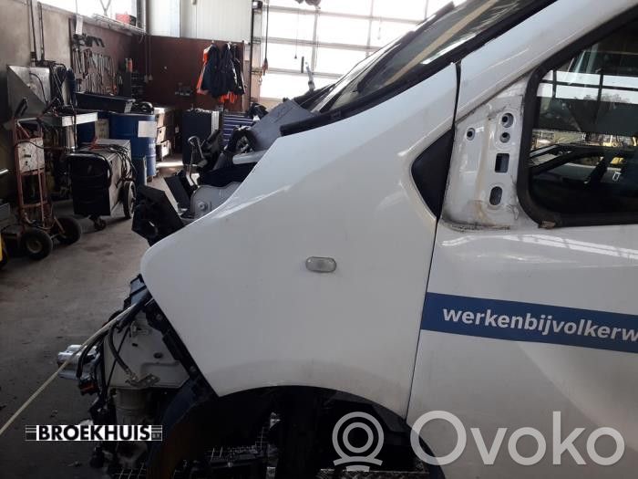 Opel Vivaro Kotflügel