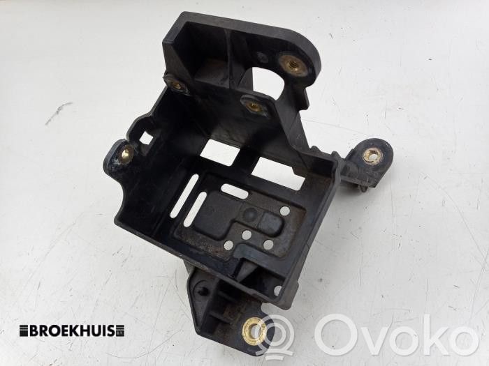 Opel Zafira B Sonstiges Einzelteil Motorraum 