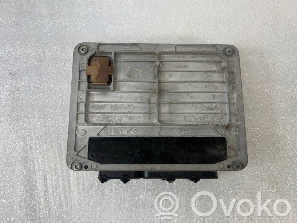Volkswagen Golf IV Engine control unit/module 