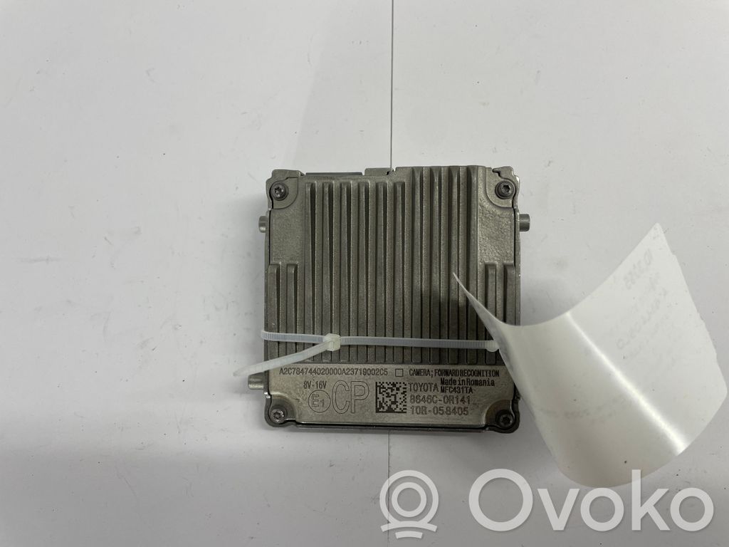 Toyota RAV 4 (XA50) Windshield/windscreen camera 