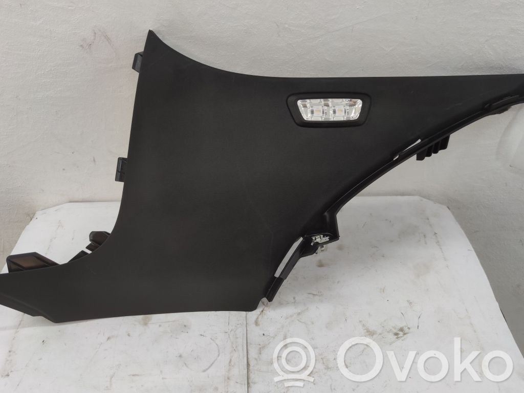 Mercedes-Benz GLC C253 (D)pillar trim (top) 