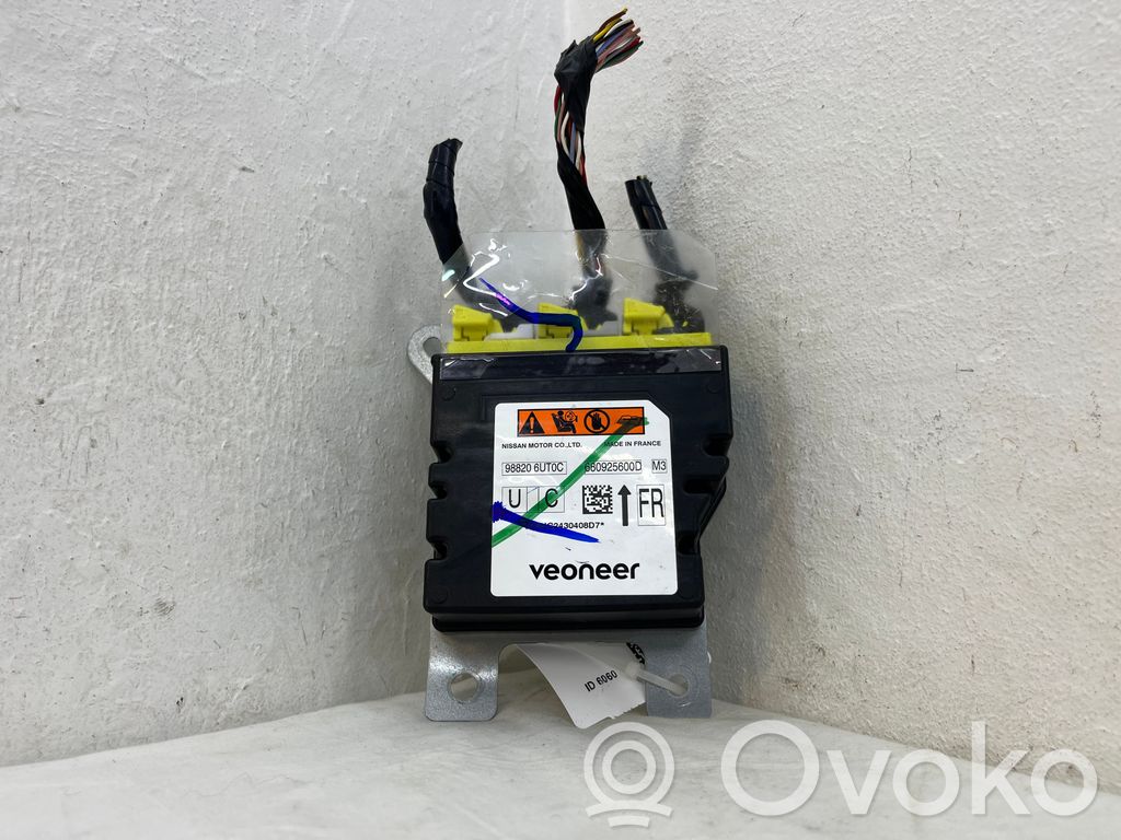 Nissan Qashqai J12 Centralina/modulo airbag 