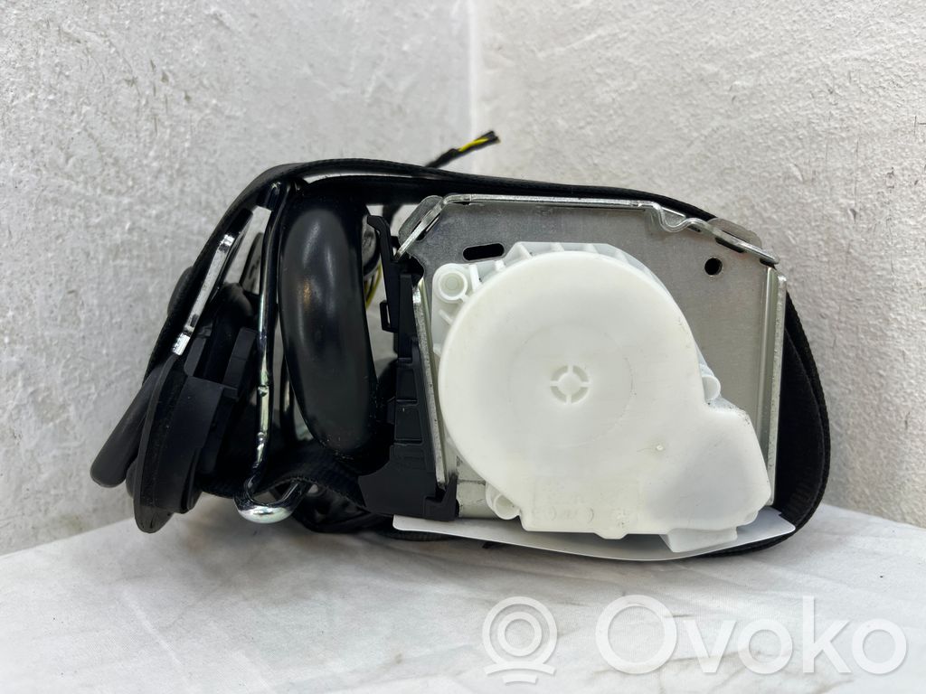 Volkswagen Golf VIII Pas bezpieczeństwa fotela tylnego 