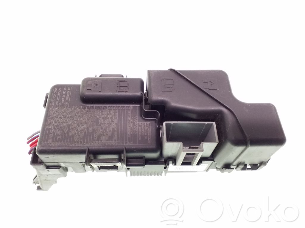Volvo V60 Módulo de fusible 