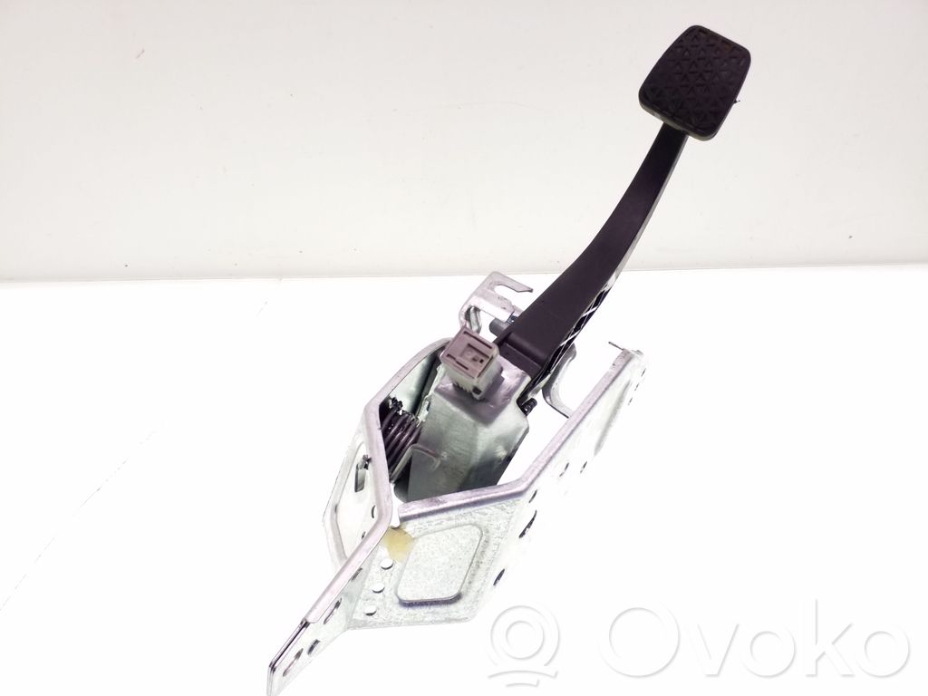 Pedal de embrague