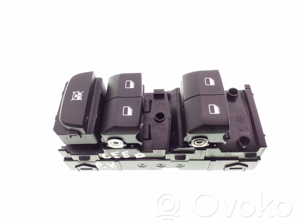 KIA Ceed Electric window control switch 