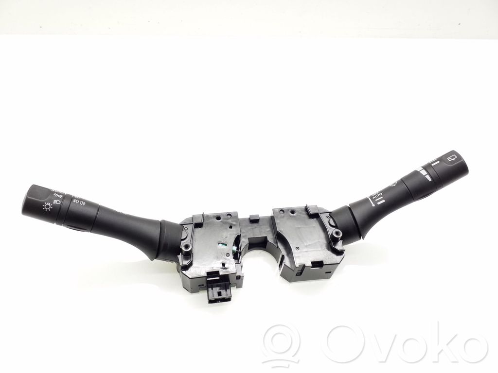 Nissan Leaf I (ZE0) Wiper turn signal indicator stalk/switch 