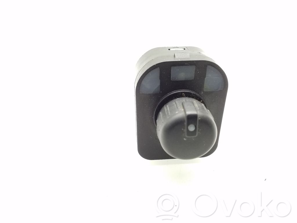 Audi A6 S6 C6 4F Wing mirror switch 