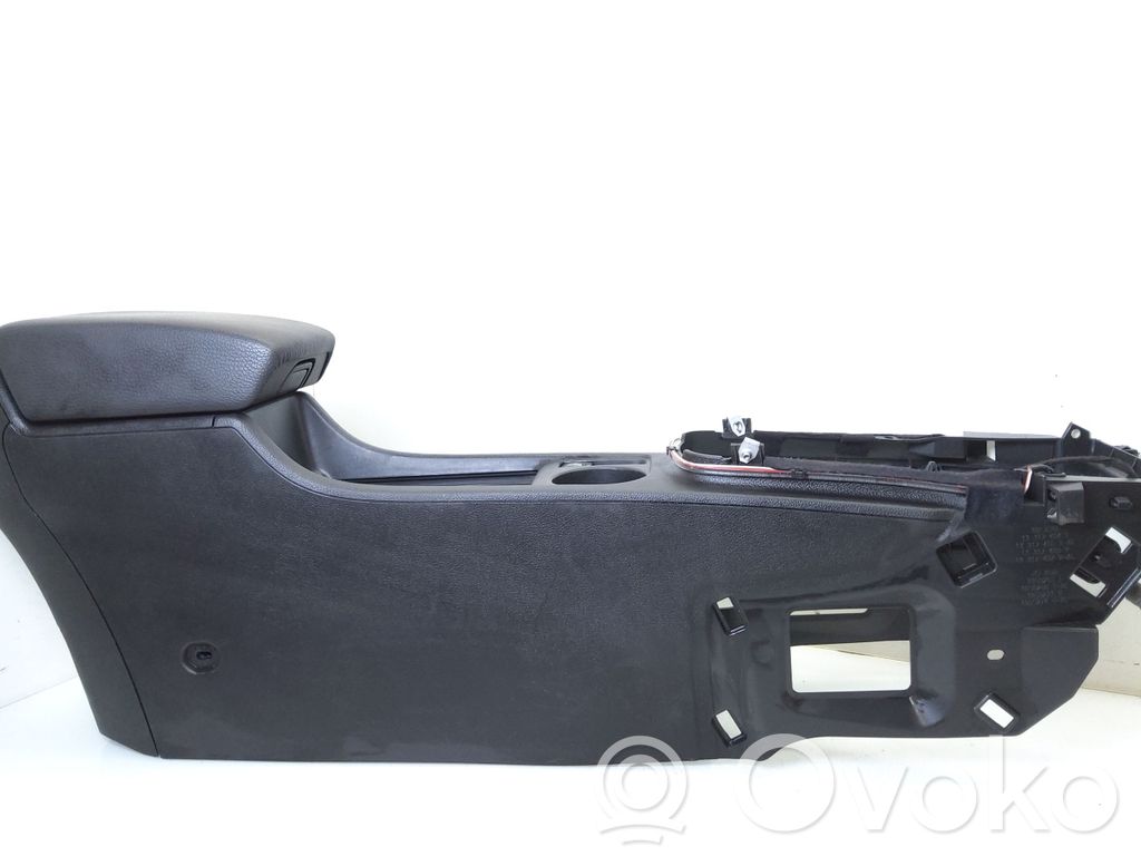 Opel Astra J Center console 