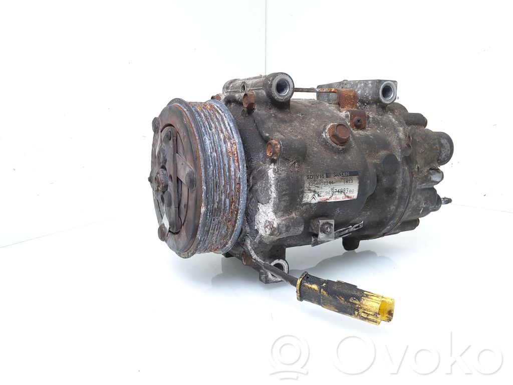 Ford Kuga I Air conditioning (A/C) compressor (pump) 