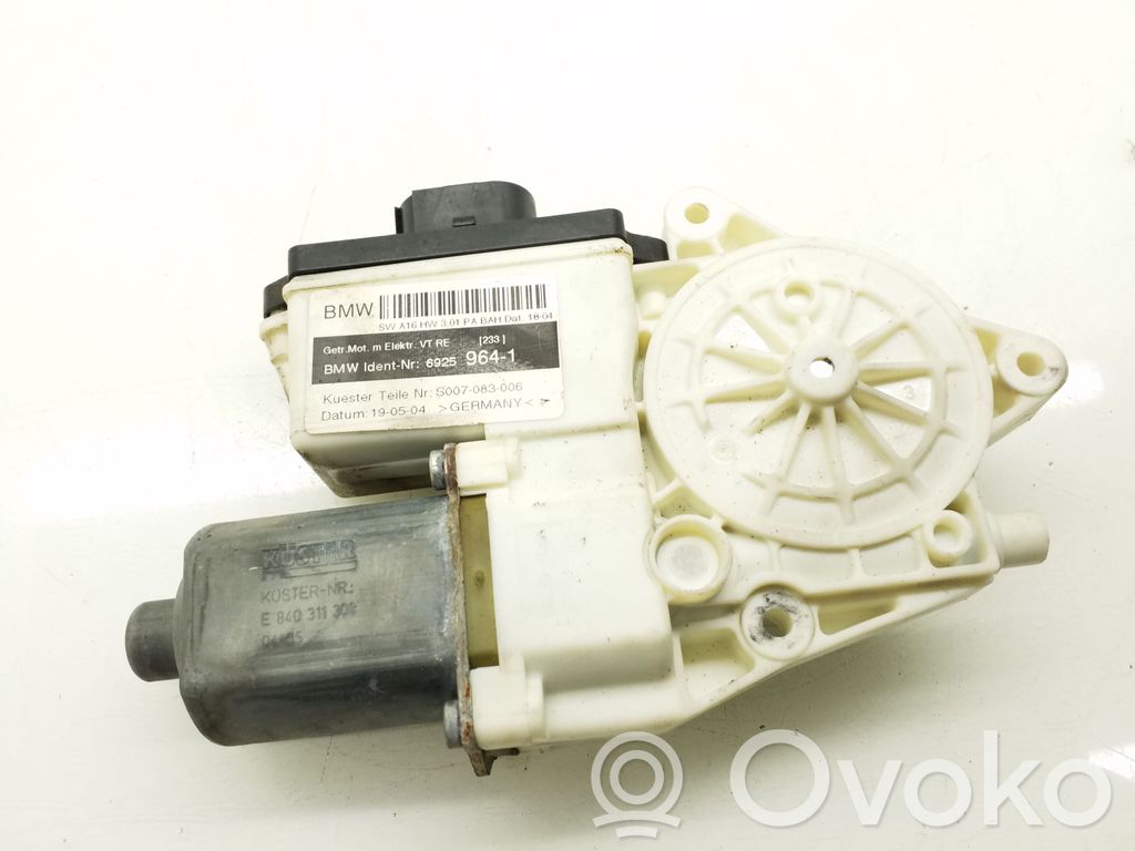 BMW X3 E83 Front door window regulator motor 