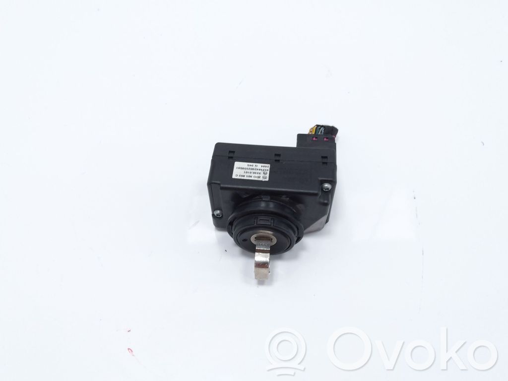 Volkswagen Touran I Engine start stop button switch 