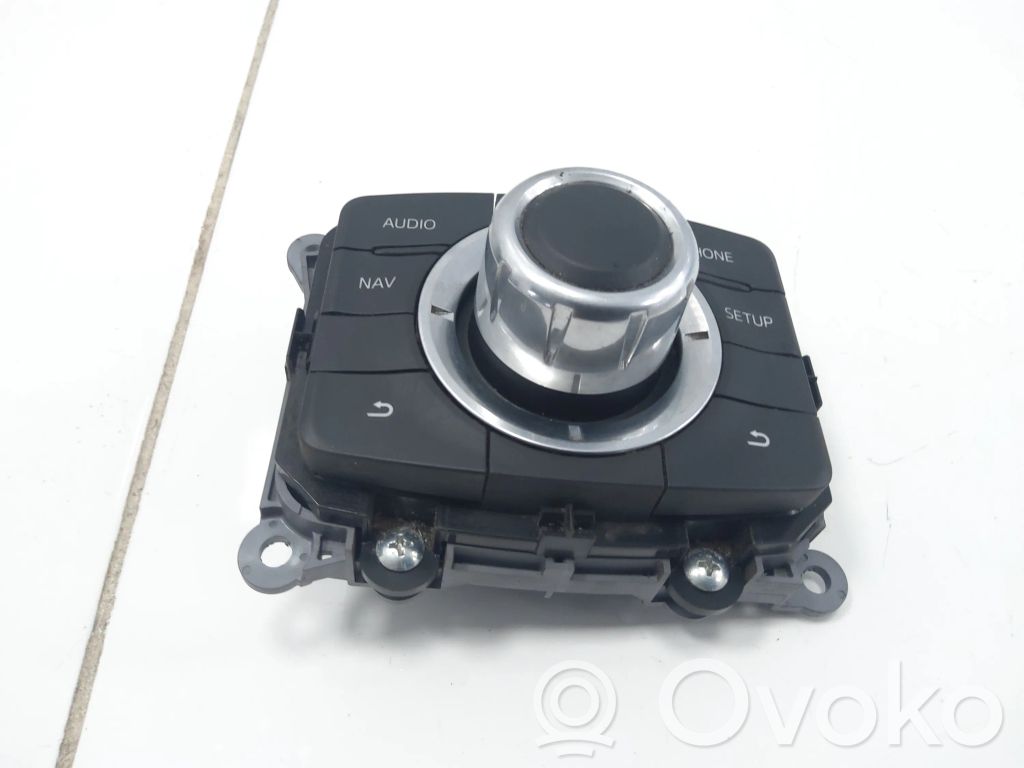 Mazda CX-5 Head unit multimedia control 