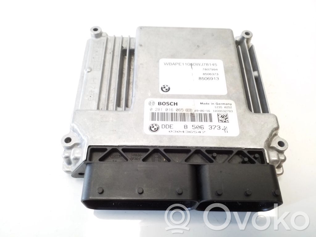 BMW X3 E83 Engine control unit/module 