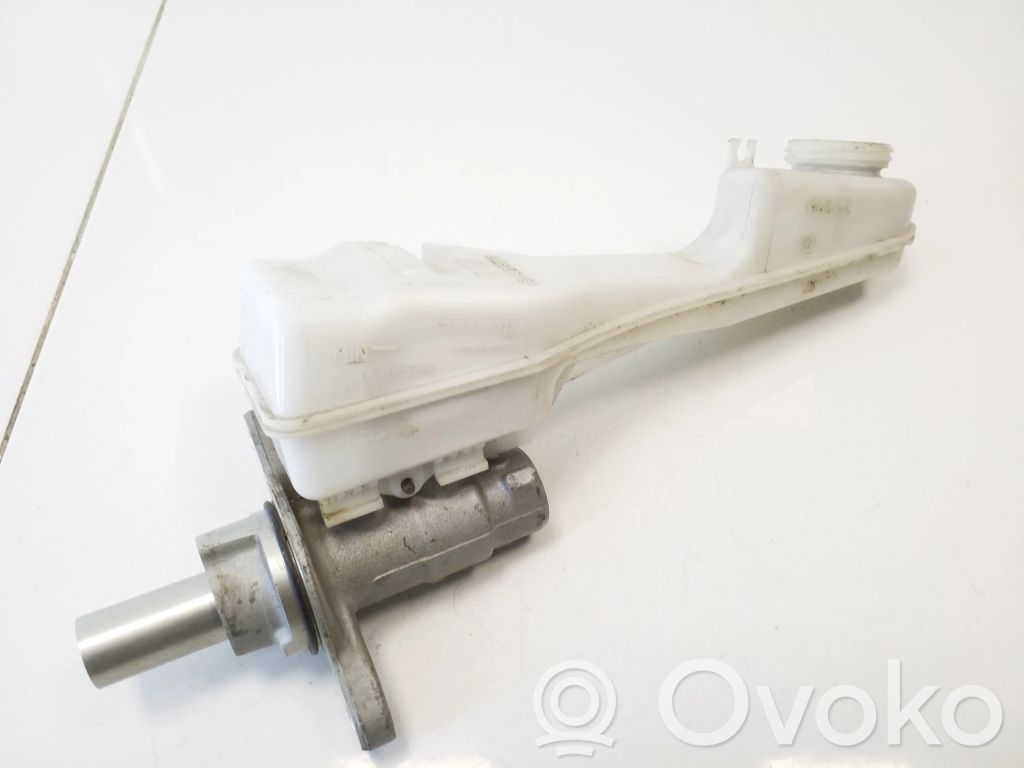 BMW 2 F45 Główny cylinder hamulca 