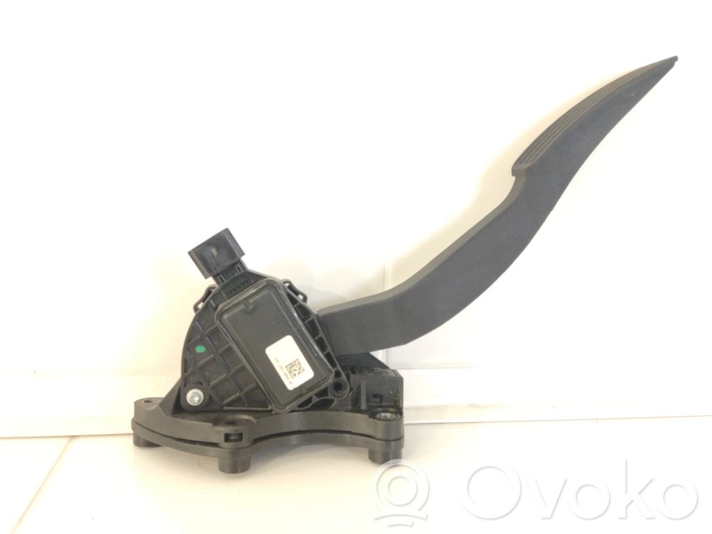 Land Rover Discovery Sport Accelerator throttle pedal 
