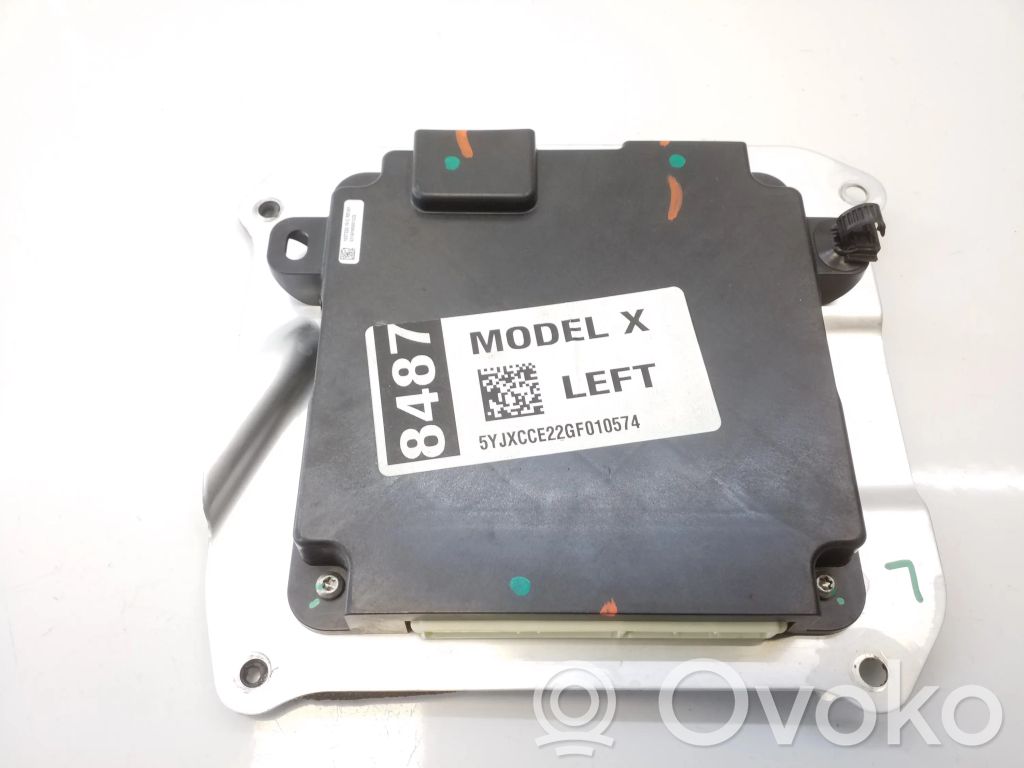 Tesla Model X Door control unit/module 