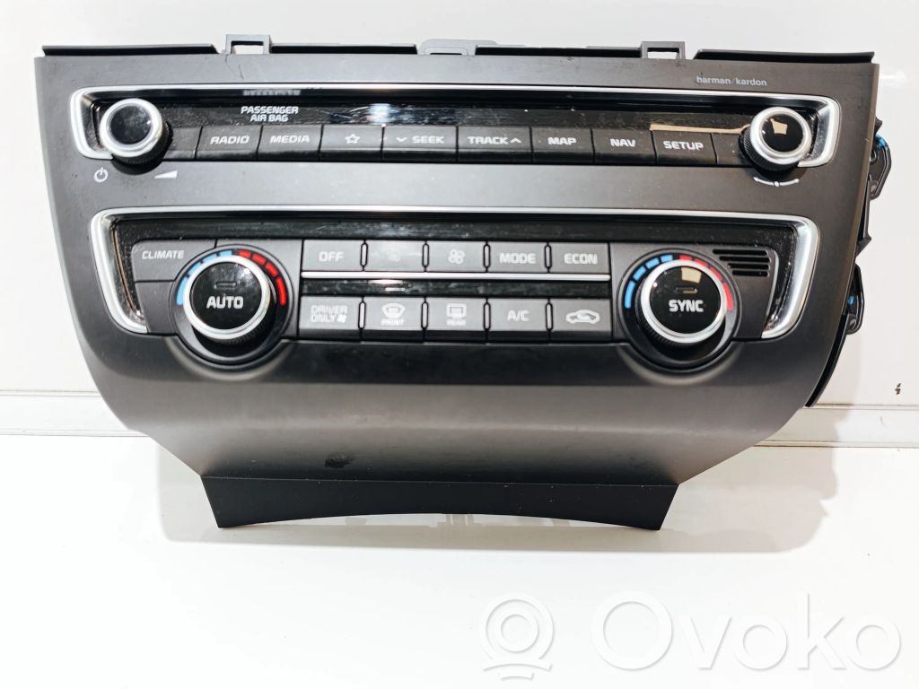 KIA Optima Climate control unit 