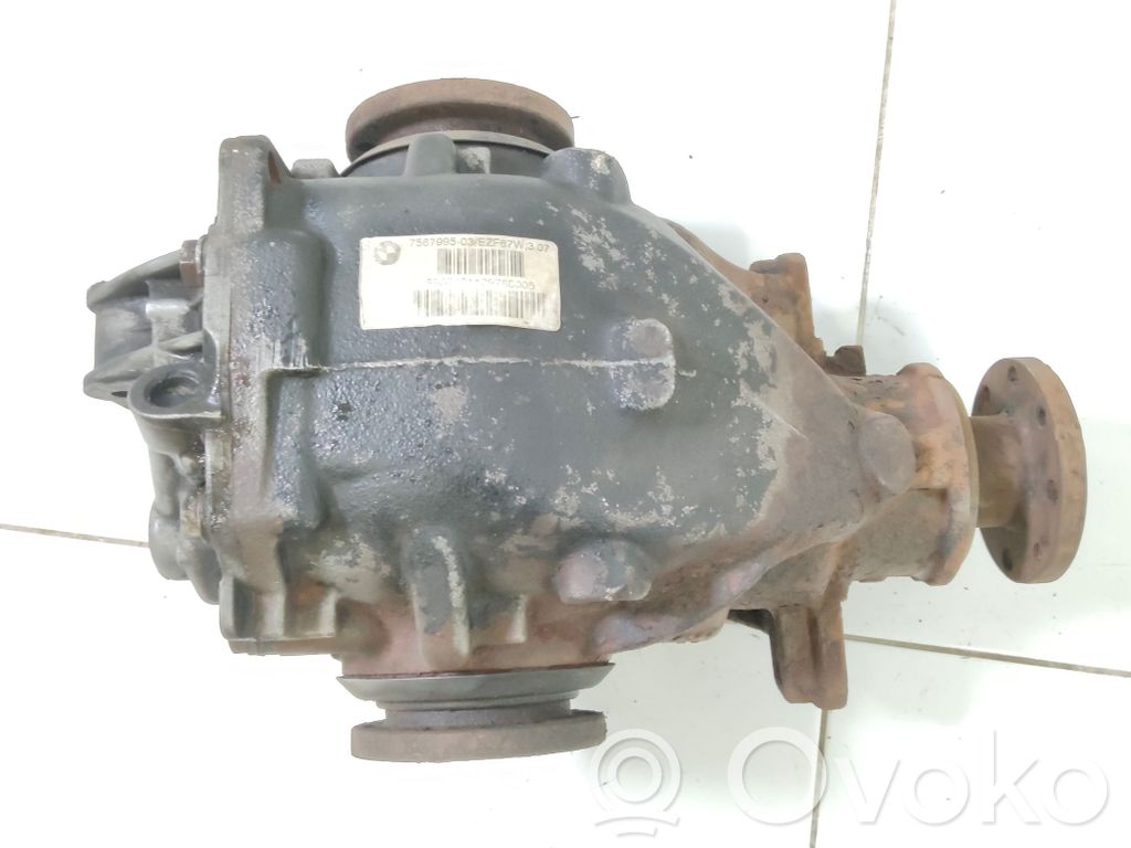 BMW X3 E83 Rear differential 