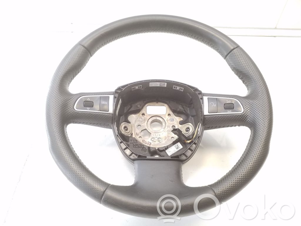 Audi A5 8T 8F Ohjauspyörä 